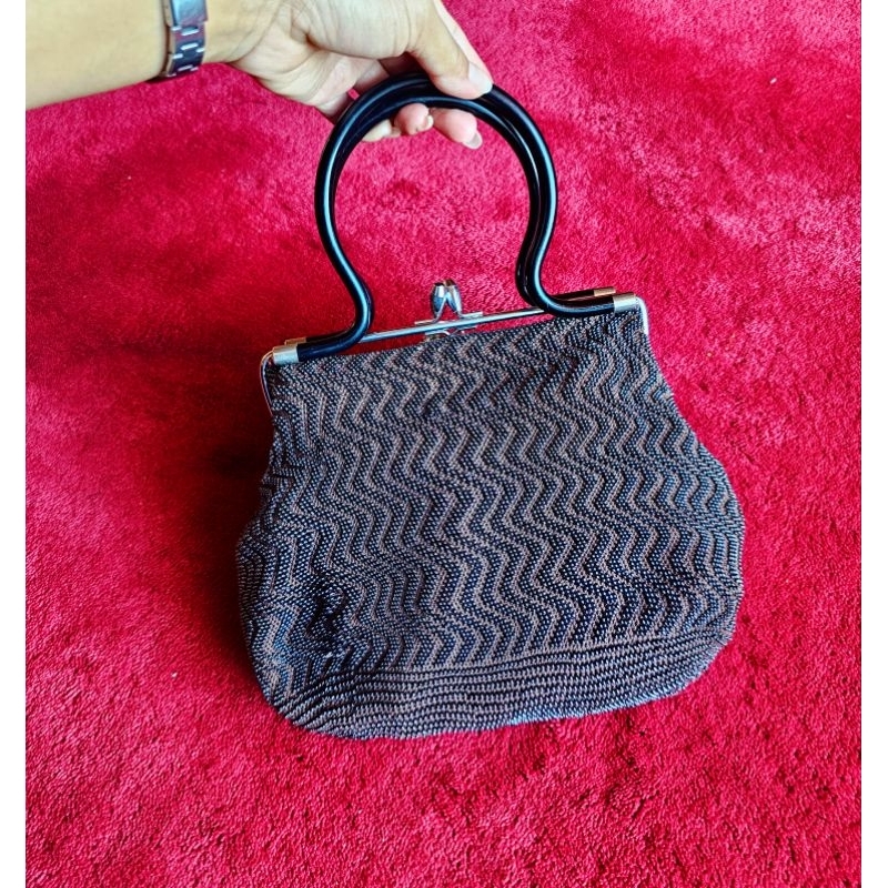 กระเป๋าถือแฟชั่นสวยๆ งานถักปักลูกปัดทั้งใบ สไตล์วินเทจ ใบใหญ่ใส่ของได้เยอะ เสื้อผ้ามือสอง งานป้าย มื