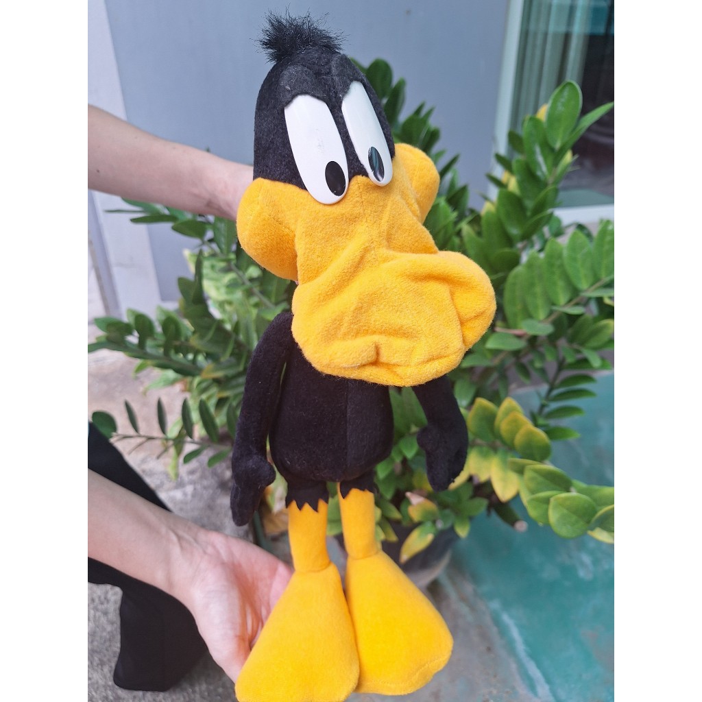 ตุ๊กตา Daffy Duck Looney Tunes ขนาด 14-15 นิ้ว ลูนี่ตูน