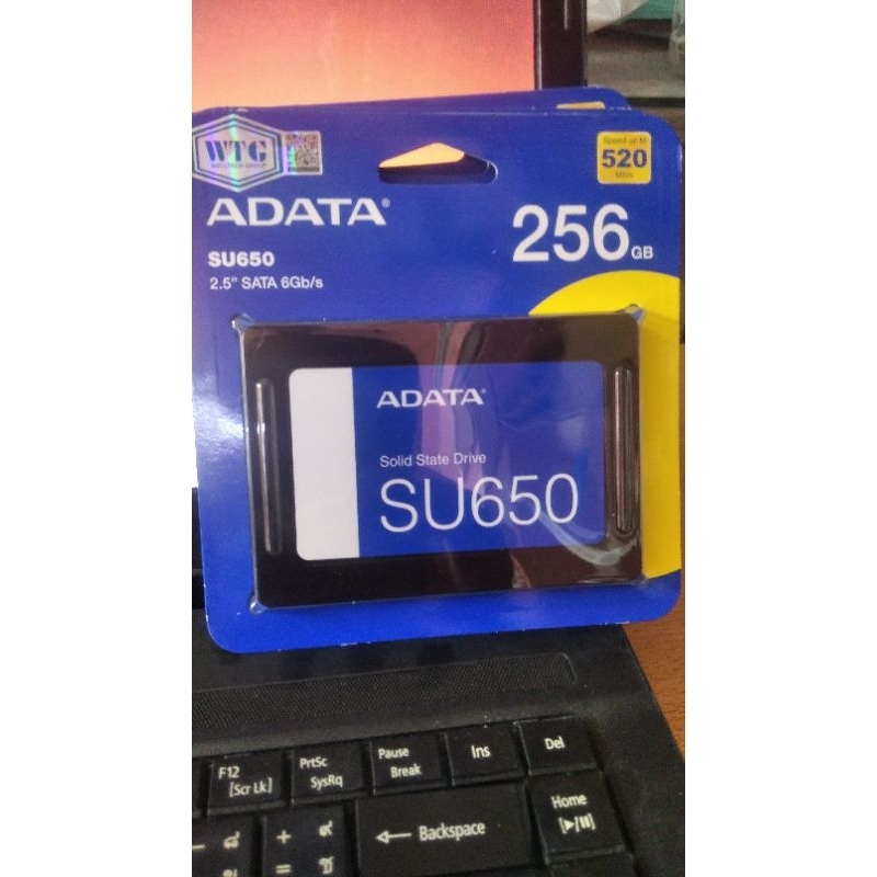 SSD ADATA 256 GB 2.5 sata 6 gb speed up to 520 mb
