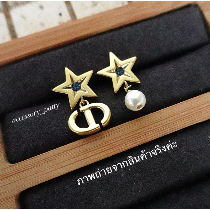 New Collection ต่างหูรุ่นD78 Lucky รูปทรงดาวฝังพลอยสีฟ้าค่ะ ห้อยจี้ประดับมุก งานเป๊ะสุดค่ะ