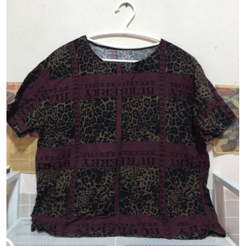 Burberry เสื้อลายเสือ