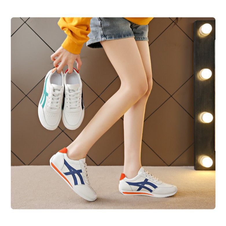 สินค้าพร้อมจำหน่าย รองเท้าผ้าใบแฟชั่นสตรีสไตล์เกาหลี ทรงก็สะดวก TP415