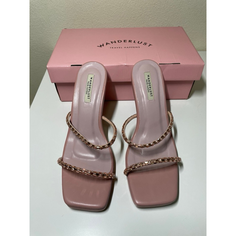 📣 ส่งต่อ รองเท้า Wanderlust.Stylish (Brand IG) 📣