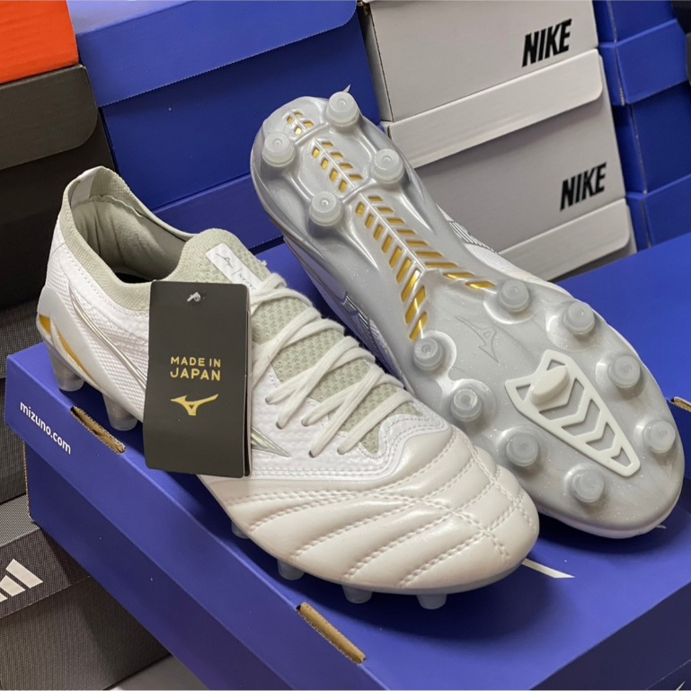 รองเท้าฟุตบอล สตั้ด Mizuno รุ่น MORELIA NEO IV JAPAN สินค้าถ่ายจากงานจริง ใส่ไม่ได้เปลี่ยนได้(ของแถมดันทรง/ถุงผ้า/กล่อง)