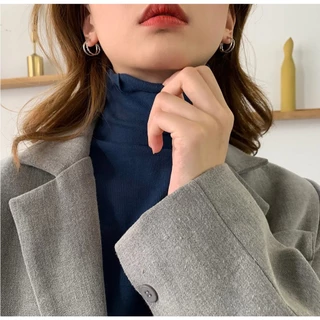 earika.earrings - two tone hoop ต่างหูห่วงก้านเงิน ชุบทองคำขาว/ทอง เหมาะสำหรับคนแพ้ง่าย