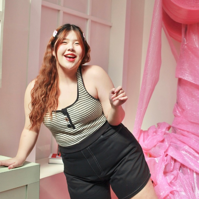 CHER TADA [เฌอธาดา] - Maki Tank เสื้อกล้ามผ้าไหมพรม