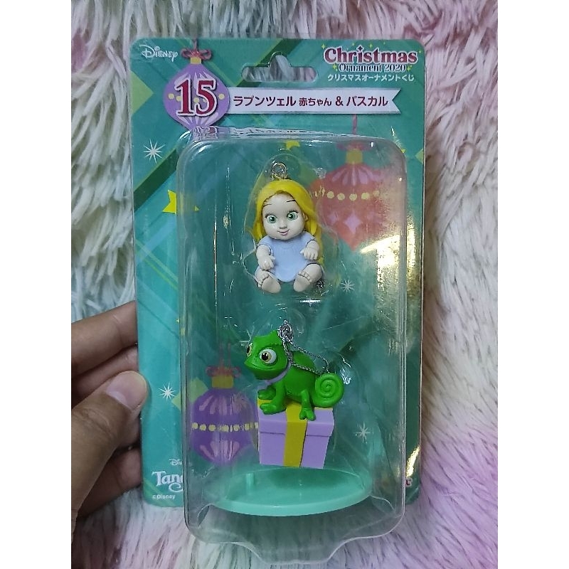 หายาก น่ารักมาก Disney Christmas Ornament Tangled Baby Rapunzel & Pascal ราพันเซลตอนเด็ก กับ กิ้งก่าปาสคาล น่ารัก