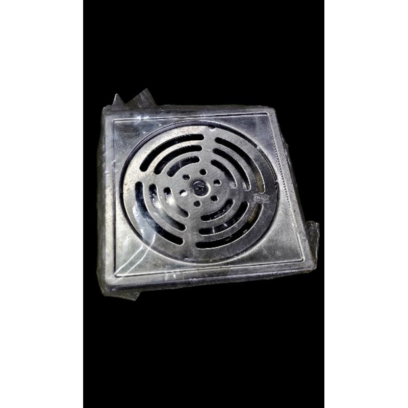 ตะแกรงน้ำทิ้ง ตะแกรงกันกลิ่น แสตนเลส ยี่ห้อ KNACK ตะแกรงน้ำทิ้งทรงเหลี่ยม หน้ากลม