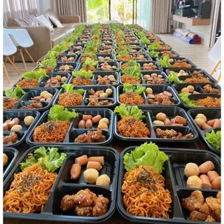 25ชุด กล่องอาหารกล่องเบนโตะ2ช่อง-3ช่องพร้อมฝาOPS