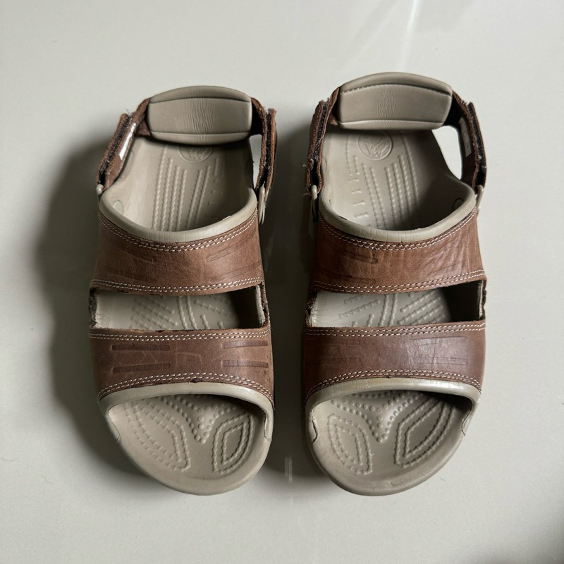 Crocs Mules / sandales de bain Yukon Two-Strap Sandal รองเท้ามือสองของแท้ sz.40