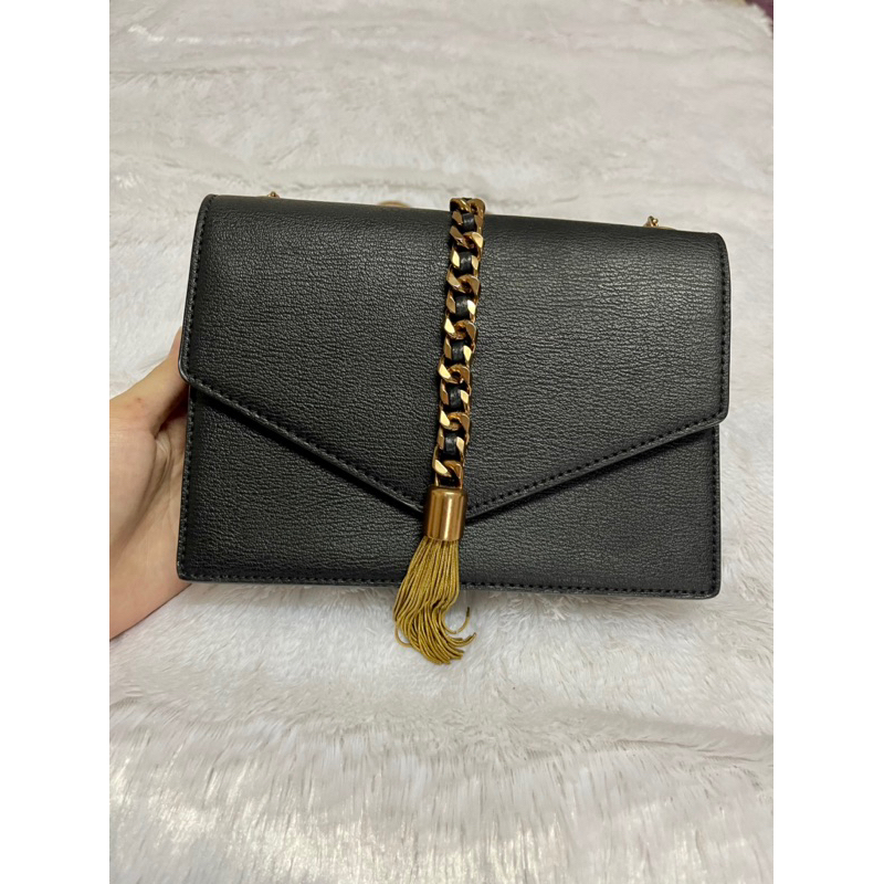 ส่งฟรี‼️ charles & keith มือ2