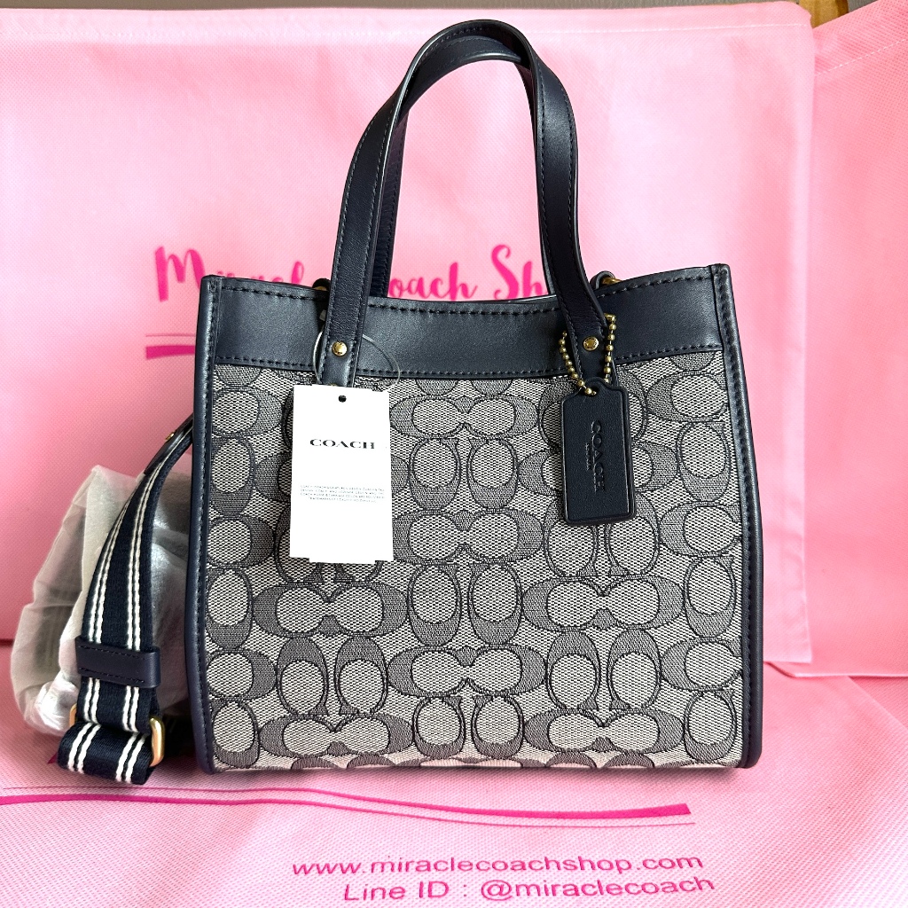 กระเป๋าถือ Coach แท้ จาก Shop COACH C3865 Field Tote 22 In Signature Jacquard Midnight Navy