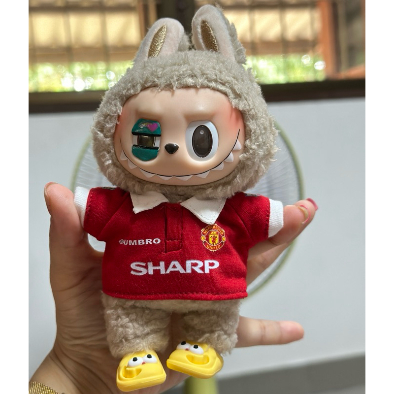 เสื้อบอล labubu 拉布布