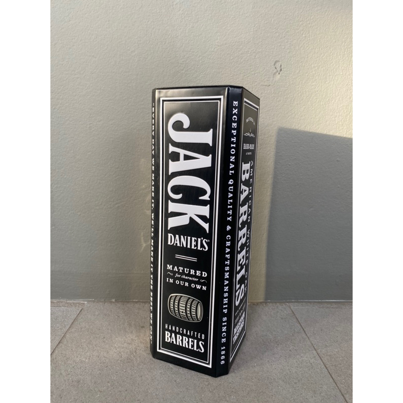 กล่องเหล้าเหล็ก Jack Daniel 1L