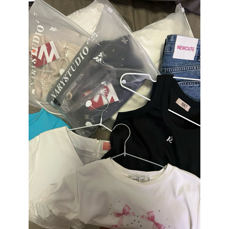 ส่งต่อ riley daddy napatvouge narystudio stylist newcute feelfree unigram malimay cintage sisterfabr