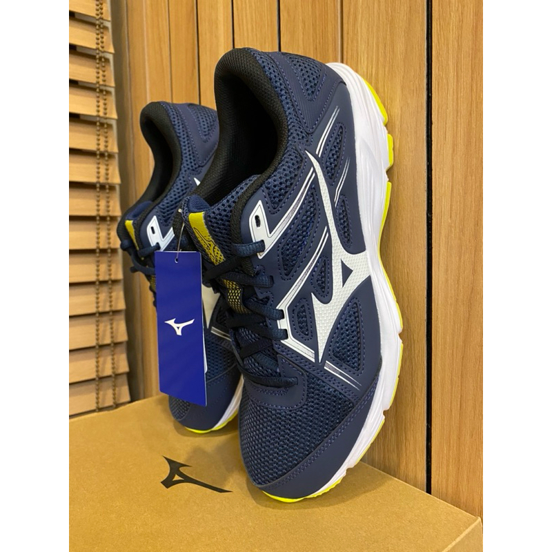 Mizuno Spark 8 รองเท้าวิ่ง ผู้ชาย ค่ะ
