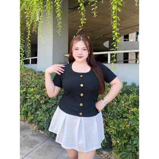ร 35 เสื้อยืดคอยูสาวอวบ แต่กระดุมทอง ผ้าร่องไหมพรมยืดเยอะ