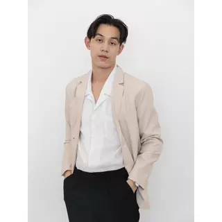StylePop Brand เสื้อสูทผู้ชาย Blazer เสื้อคลุม ทรงเกาหลี เสริมไหล่ เสื้อสูททำงาน เสื้อสูทเที่ยว สูทแต่งงาน รุ่น [STP03]