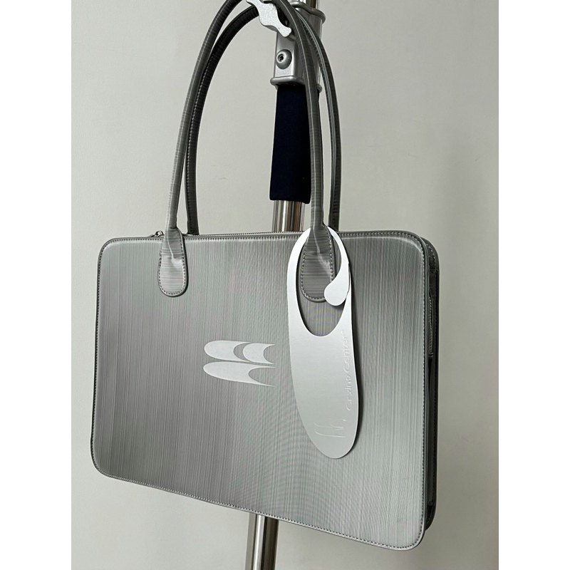 CryingCenter กระเป๋าสะพายข้าง/สะพายไหล่ Silver Square Bag