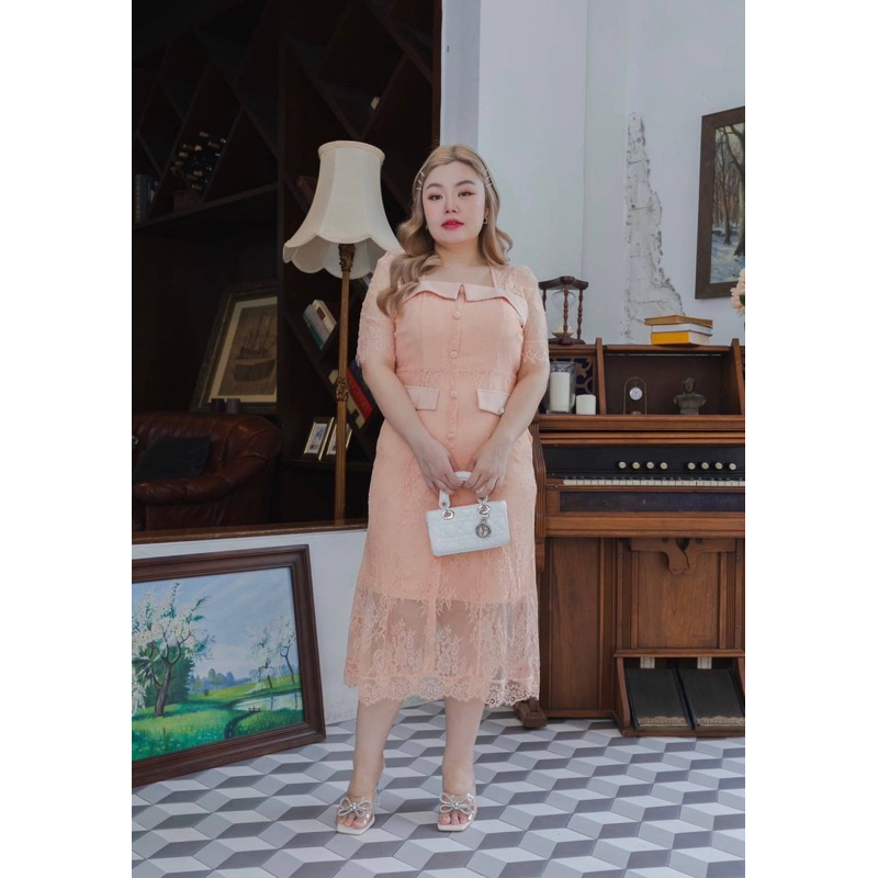 BBWshopเดรสลูกไม้โอรสเซล