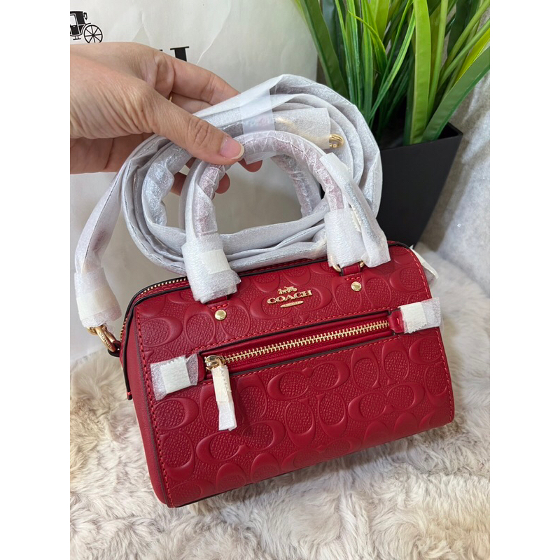 กระเป๋าสะพายข้าง Coach หมอน มินิ 6.5 นิ้ว 🎀 (NWOT Coach Mini Rowan Crossbody In Signature Leather 19