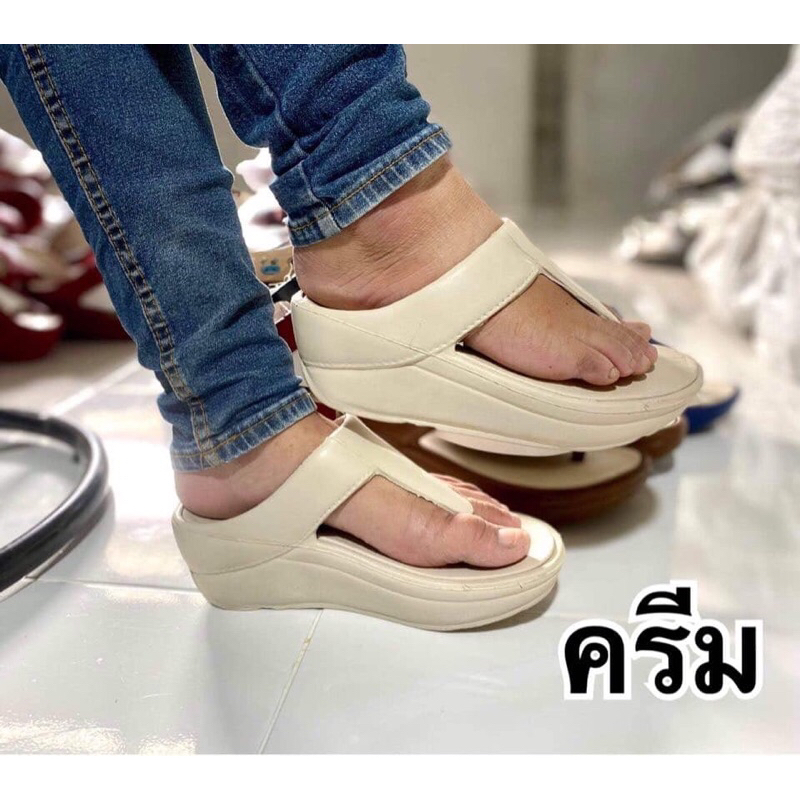 รองเท้าแตะเพื่อสุขภาพผู้หญิงสีครีมเบอร์38