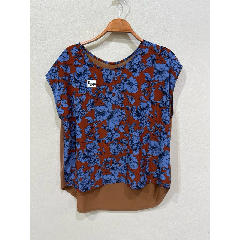 Z240  เสื้อผ้าแบรนด์