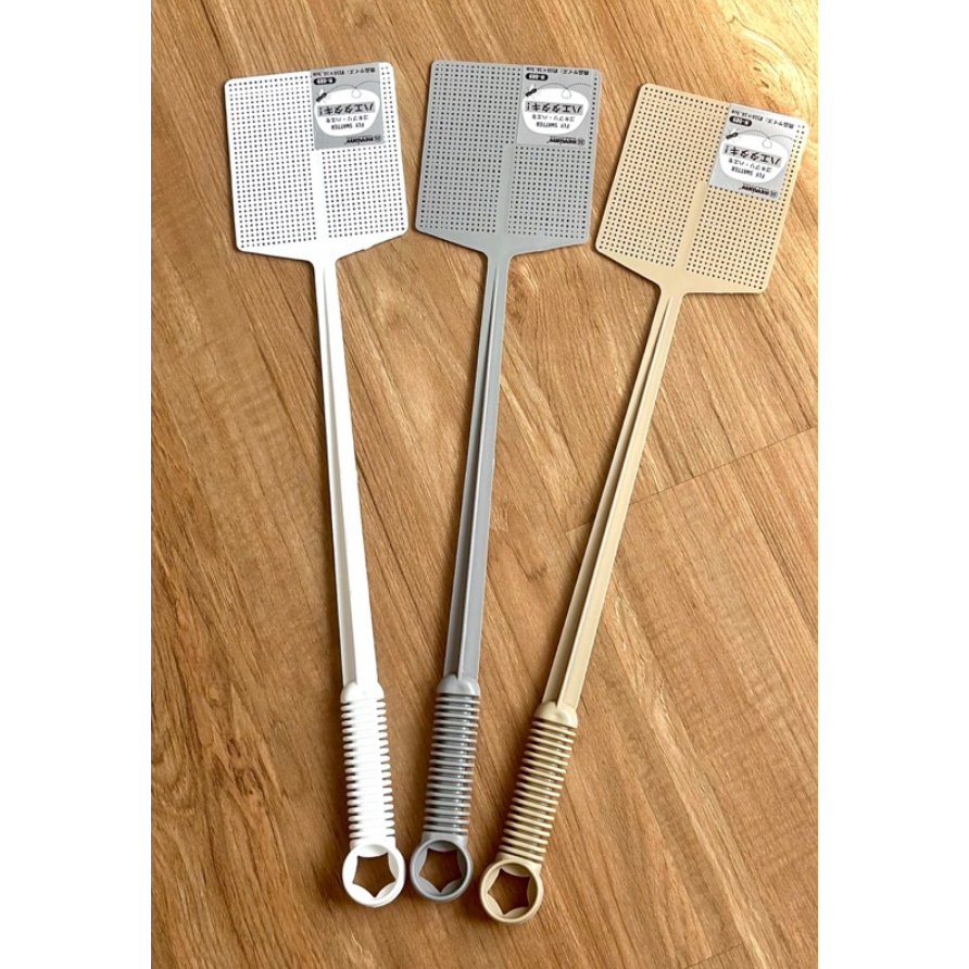 Keyway ไม้ตีแมลงวัน รุ่น M-089 (คละสี) Fly Swatter ไม้ตบแมงวัน ไม้ตีแมลงพลาสติกหนาด้ามยาว อุปกรณ์ไล่แมลง