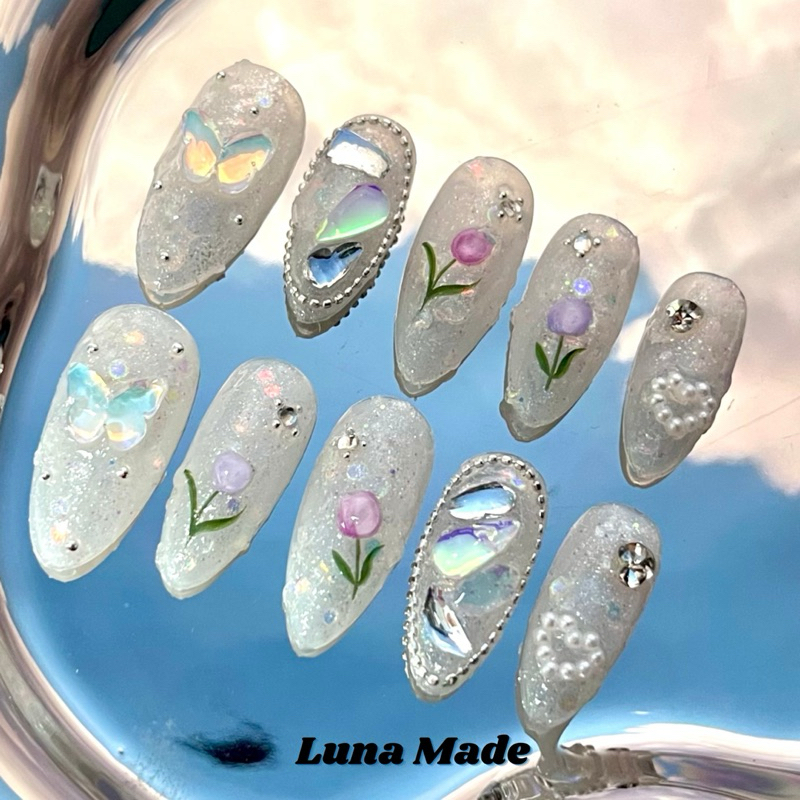 LUNAMADE เล็บเจลปลอมสำเร็จรูป เจลแท้ ลายเกาหลี น่ารัก กลิตเตอร์ ดอกไม้ คุณหนู เลือกขนาดได้ กรุณาวัดไซส์ก่อนสั่ง
