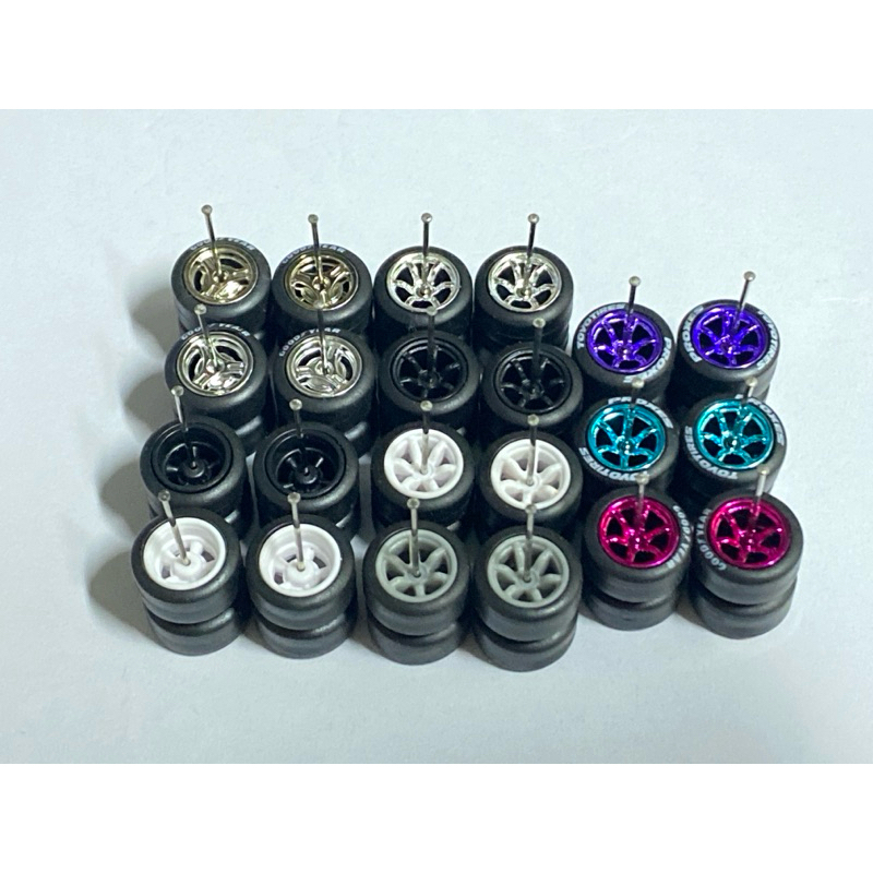 ล้อยาง ขนาด 12.5 MM ประมาณ รวมยาง สำหรับปรับแต่ง 1:64