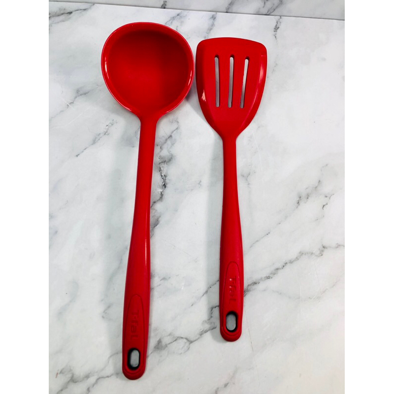 กระบวย/ตะหลิวมีร่อง T-fal Made in China จำนวน 2 ชิ้น 530 บาท(Z101)