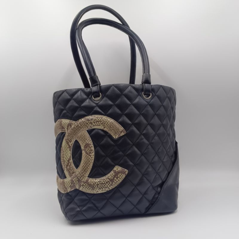 กระเป๋าชาแนลทรงถัง  Calfskin Snakeskin Quilted Small Cambon Tote  หนังแท้ 100% #Chanel##มือสอง #Used