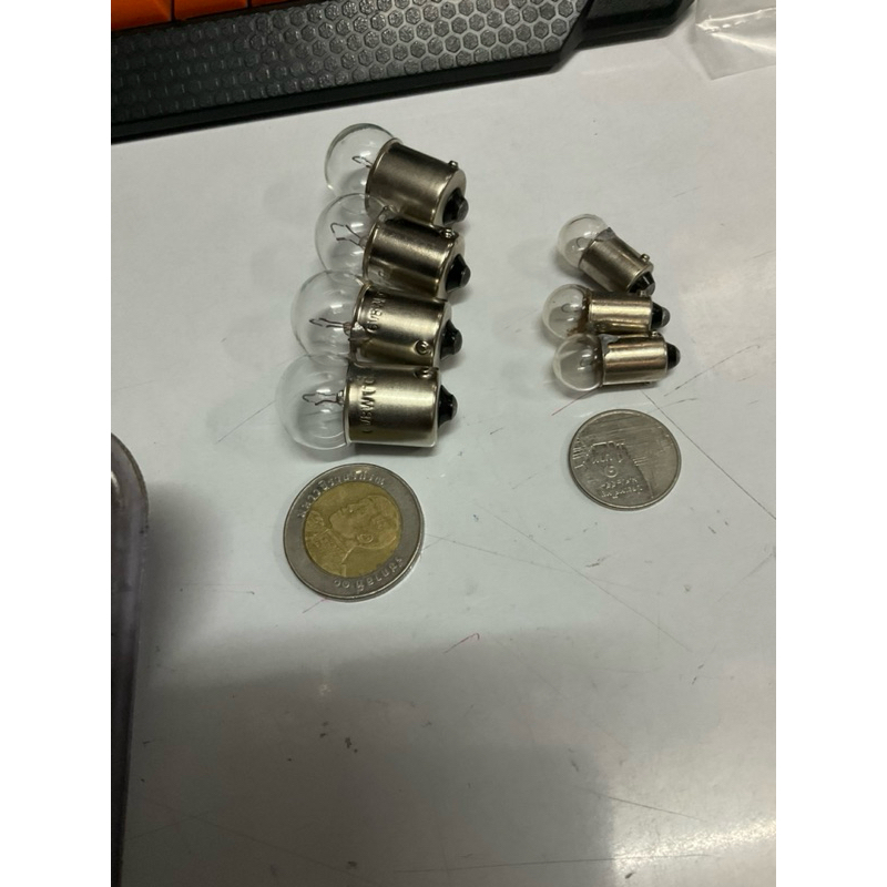 หลอดไฟ 6V หรือ 12V - รถ A100 ครบเซต ขายยกชุด - รูปที่ 4