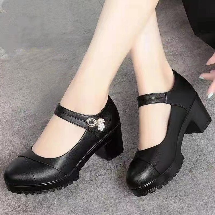ขนาด 35-41 ผู้หญิงแฟชั่นรองเท้าหนังสีดำส้นหนารองเท้าส้นสูง Velcro หนาแต่เพียงผู้เดียว