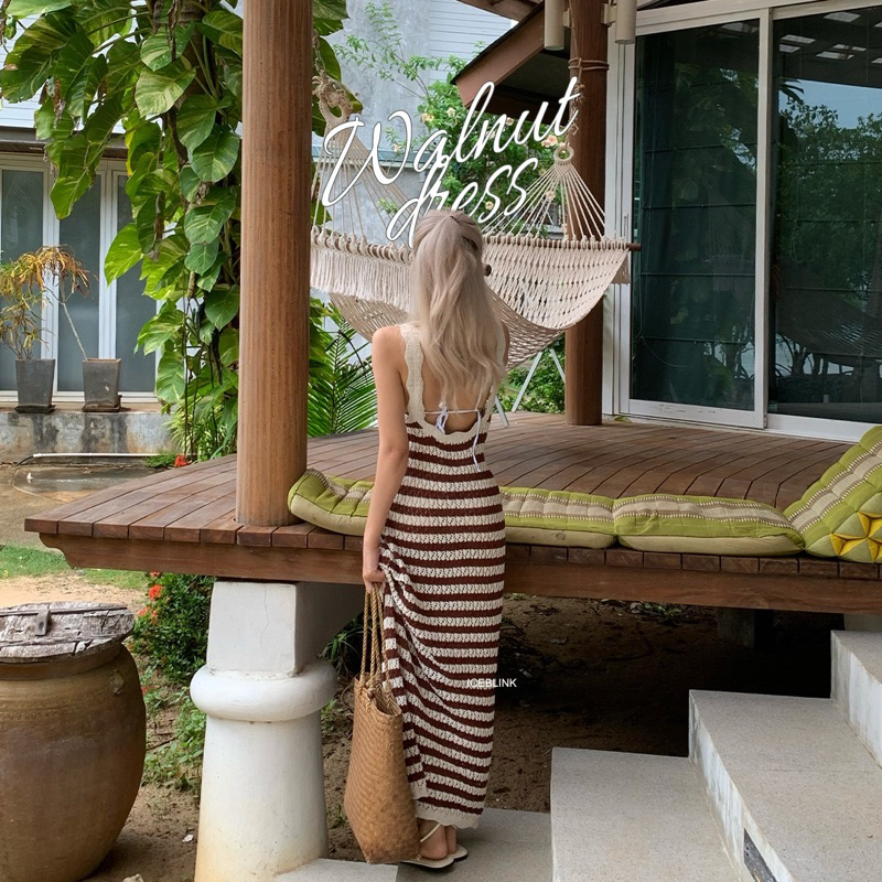 ICEBLINK | Walnut dress🌰✨เดรสยาวผักถักสีน้ำตาลเเถบขาว (พร้อมส่ง)