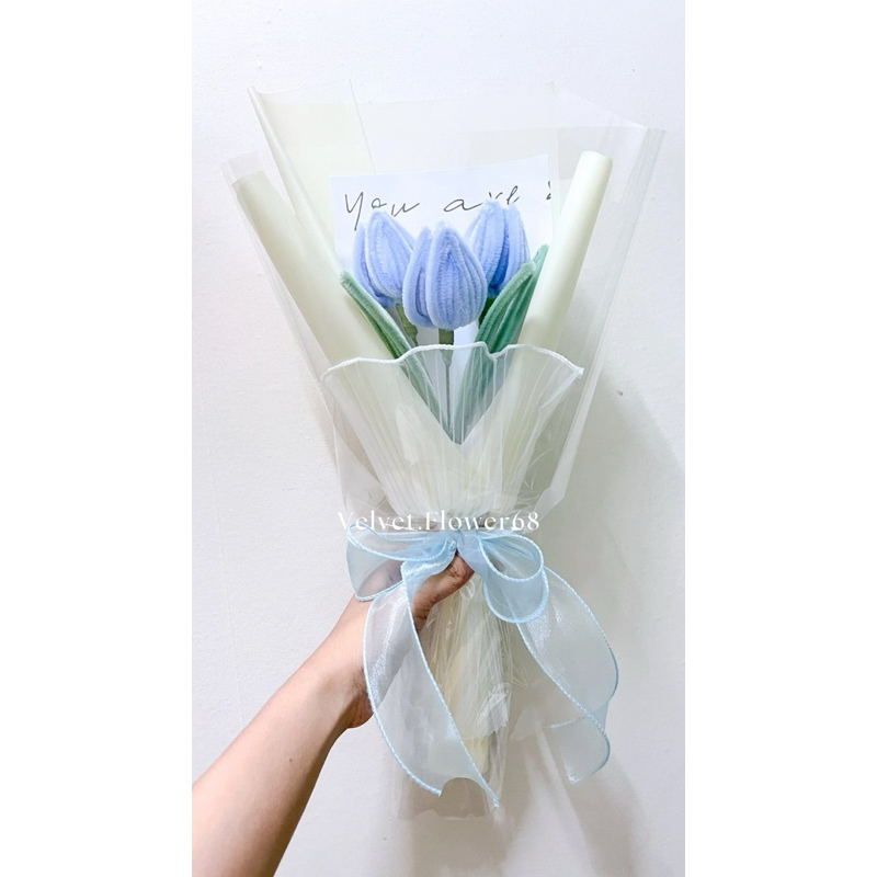 (พร้อมส่ง) ช่อทิวลิป M ช่อดอกไม้ประดิษฐ์ลวดกำมะหยี่ ช่อปัจฉิม ช่อรับปริญญา วันครบรอบ