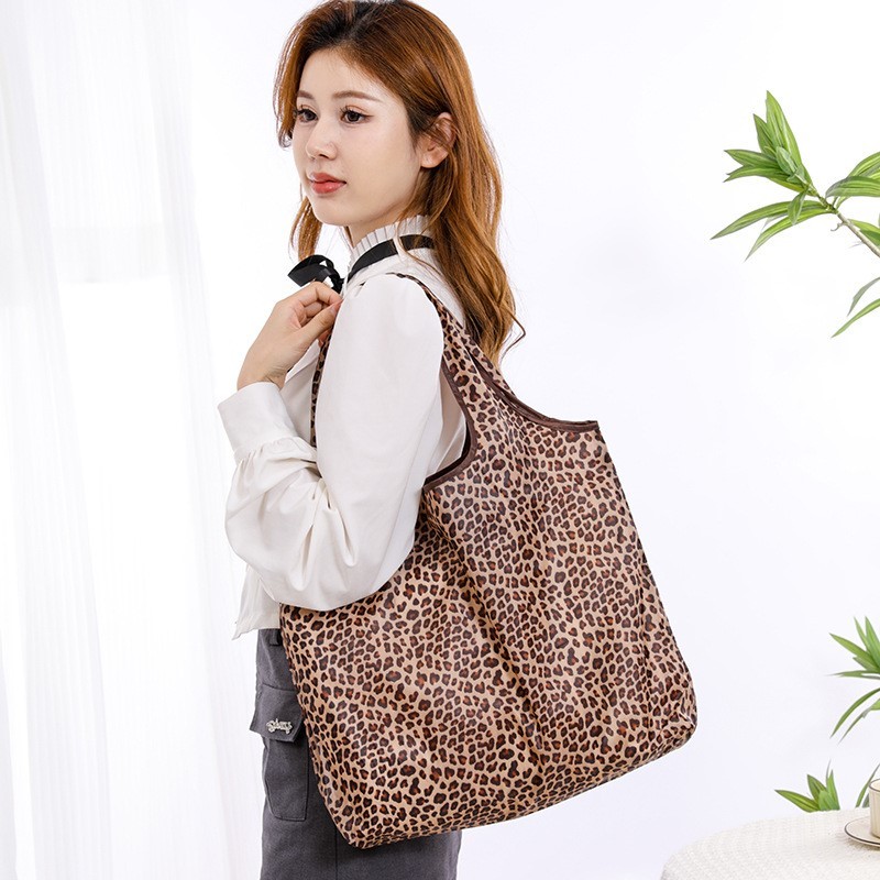 กระเป๋าช้อปปิ้ง ใบใหญ่ พับเก็บได้ Shopping bag ถุงผ้า รักษ์โลก ลดโลกร้อน