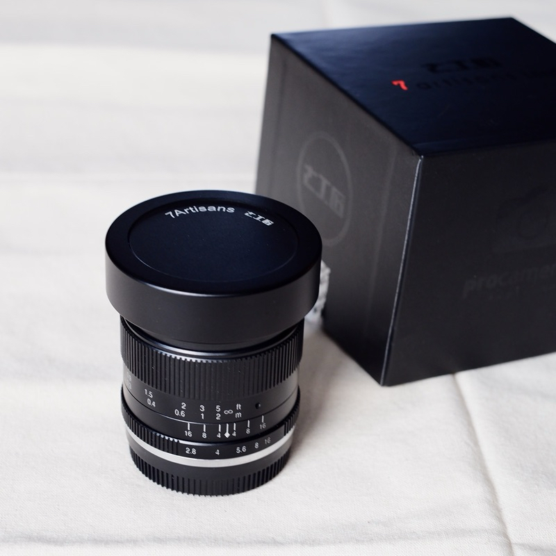 เลนส์มุมกว้าง 7artisans 12mm f2.8 สำหรับ Fuji X-mount