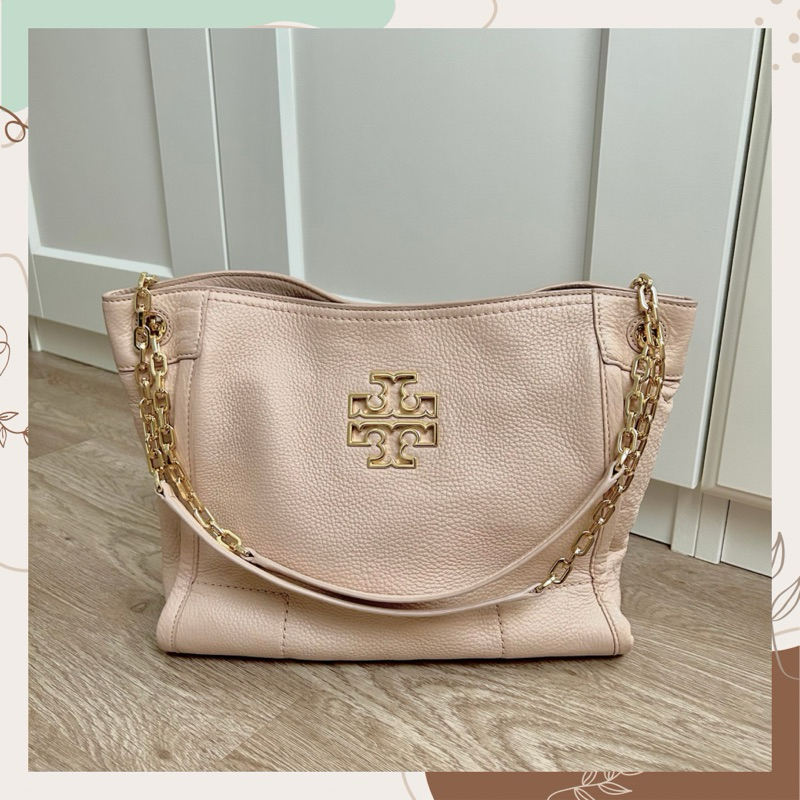 Used Tory Burch รุ่น Britten small slouchy tote สีชมพู อะไหล่สีทอง