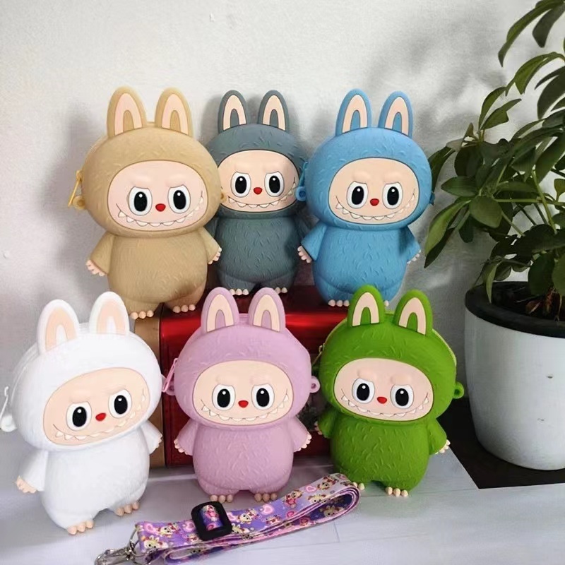 LABUBU กระเป๋าซิลิโคนลาบูบู้ มี 6 สี มีซิปและสายสะพาย5758