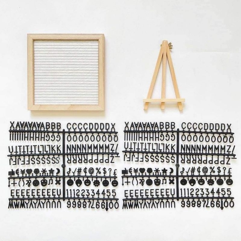 ป้ายชื่อเด็กแรกเกิด ขนาด 20×20cm. พร้อมตัวอักษร 2 ชุด  มีสีให้เลือก