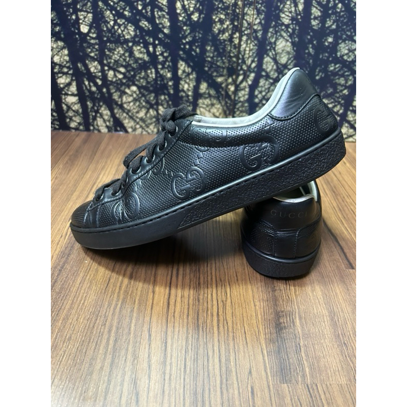 gucci black leather ace gg low sneakers made in italy(used)