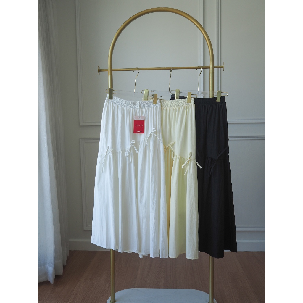 PANTA – Bow Skirt กระโปรงเค้กตัดเฉียงเลเยอร์ 2 ชั้น แต่งโบว์ด้านหน้า-หลัง