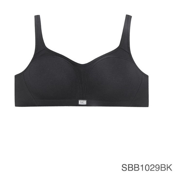 Sabina เสื้อชั้นใน Sport Bra แบบตะขอหลัง รุ่น Sbn Sport รหัส SBB1006BK สีดำ