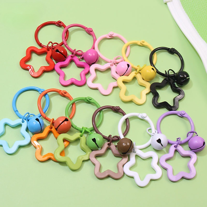 ลดราคาปีใหม่ พวงกุญแจห่วงกลม ดาวเรซิ่น กระดิ่ง ห้อยกระเป๋า พวงกุญแจ สีลูกกวาด น่ารัก ของขวัญปีใหม่ มีโค้ดส่งฟรีส่งจากไทย