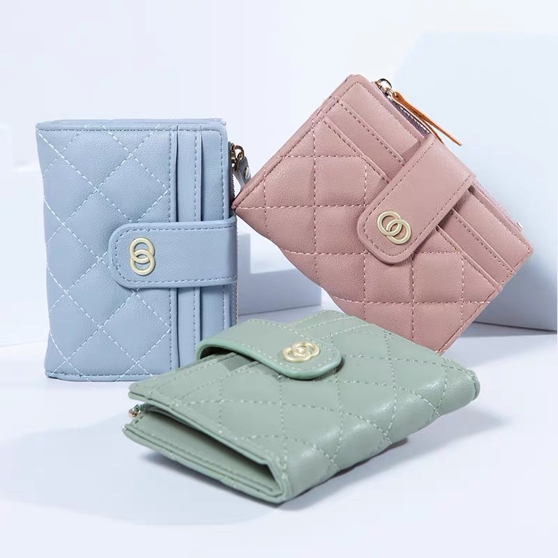 กระเป๋าสตางค์-เนื้อผ้าPUดี (มี 6 สี)สามารถใช้เหรียญได้ Wallet - good PU fabric (6 colors) can use coins. P6070A