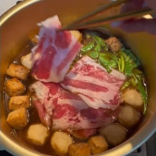 [จัมโบ้ 180g] ก๋วยเตี๋ยวเรือ แม่จ๋า ซองใหญ่ เครื่องเยอะ 1 ห่อ