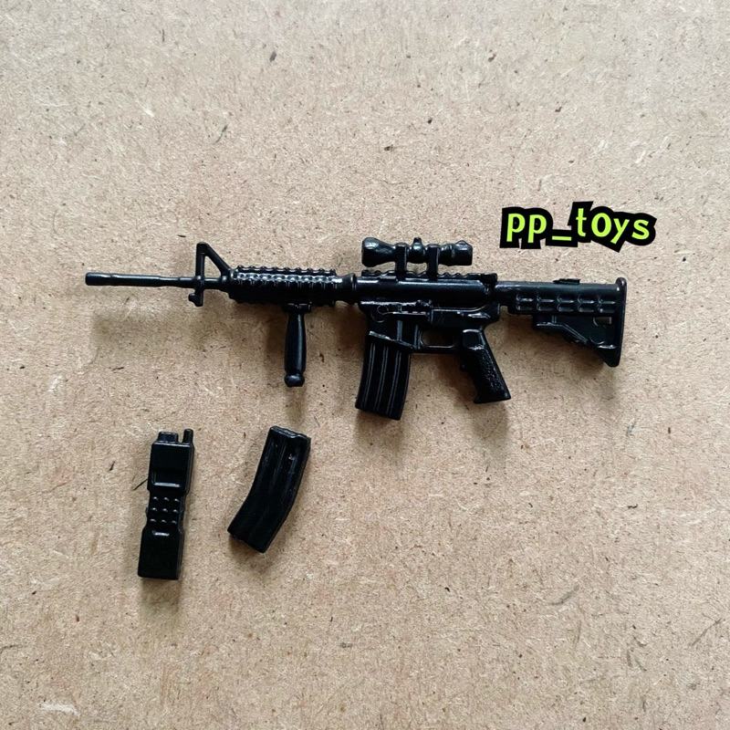 [Rifle] โมเดลปืนไรเฟิล rifle M4A1 with accessories สเกล 1:12