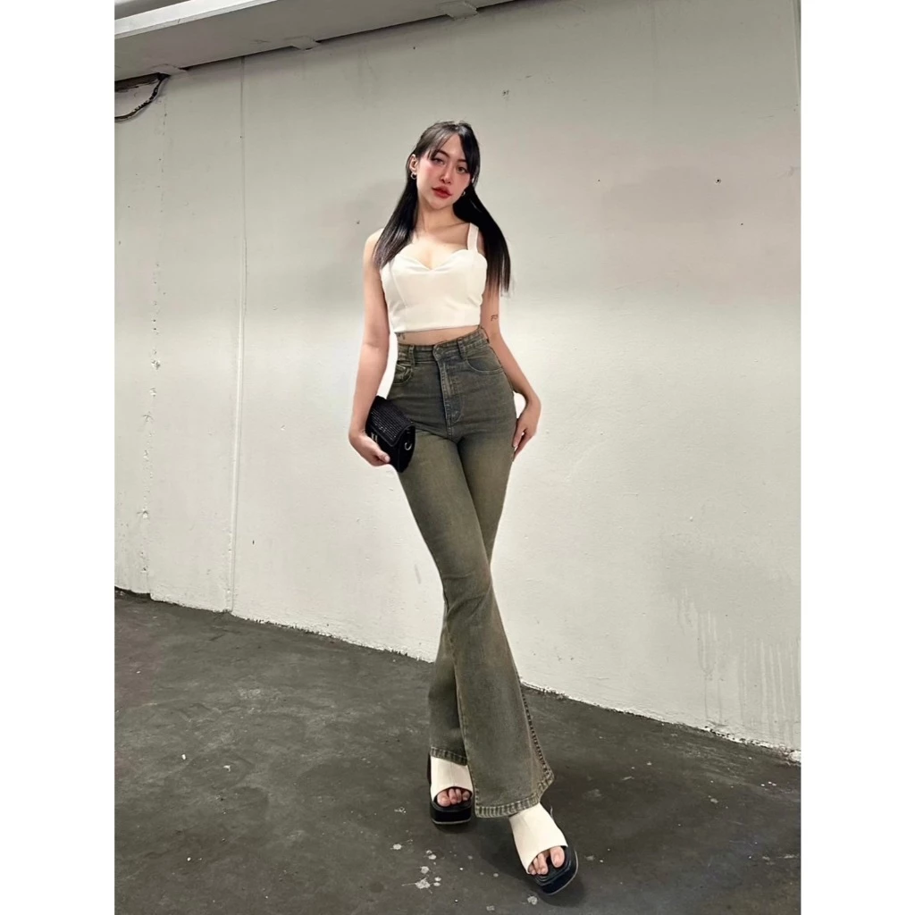 กางเกงยีนส์ขายาว สีสนิมทอง ฮิตมากแม่ สวยตาแตกมากแม่ ขาม้าเอวสูงปรี๊ดดดด สูงสะใจ สวยเก็บพุงเก็บทรง ทำให้ขาเพรียว เรียวสวย