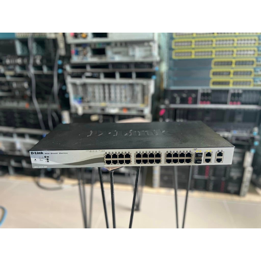 Switch DES-1210-28P 28-Port D-Link Smart Managed PoE Switch มือสองพร้อมใช้งาน